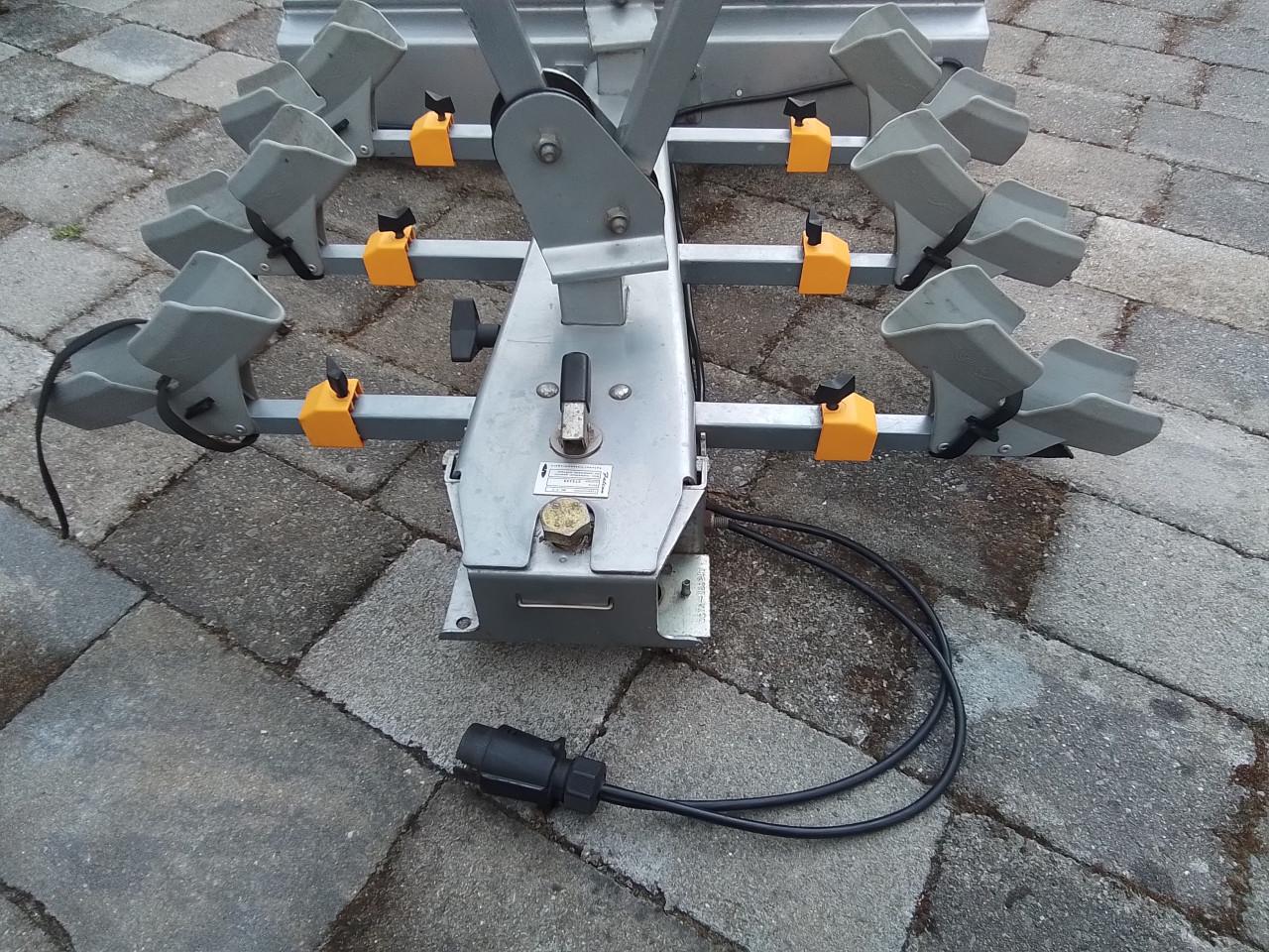 Fietsendrager voor drie fietsen