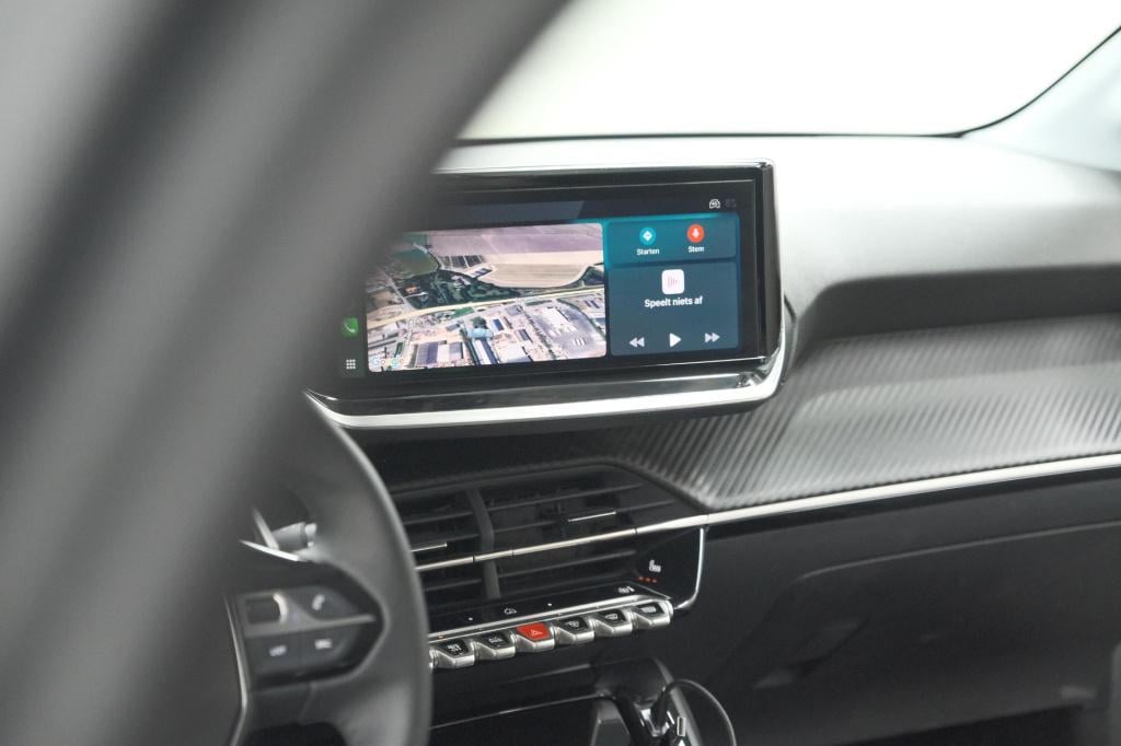 Peugeot 208 hybrid 110 e-dcs6 allure | stoelverwarming | apple carplay | pa