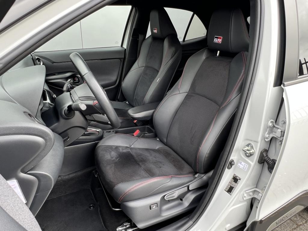 Toyota Yaris Cross 1.5 hybrid gr sport | dealeronderhouden | jbl audio | hu