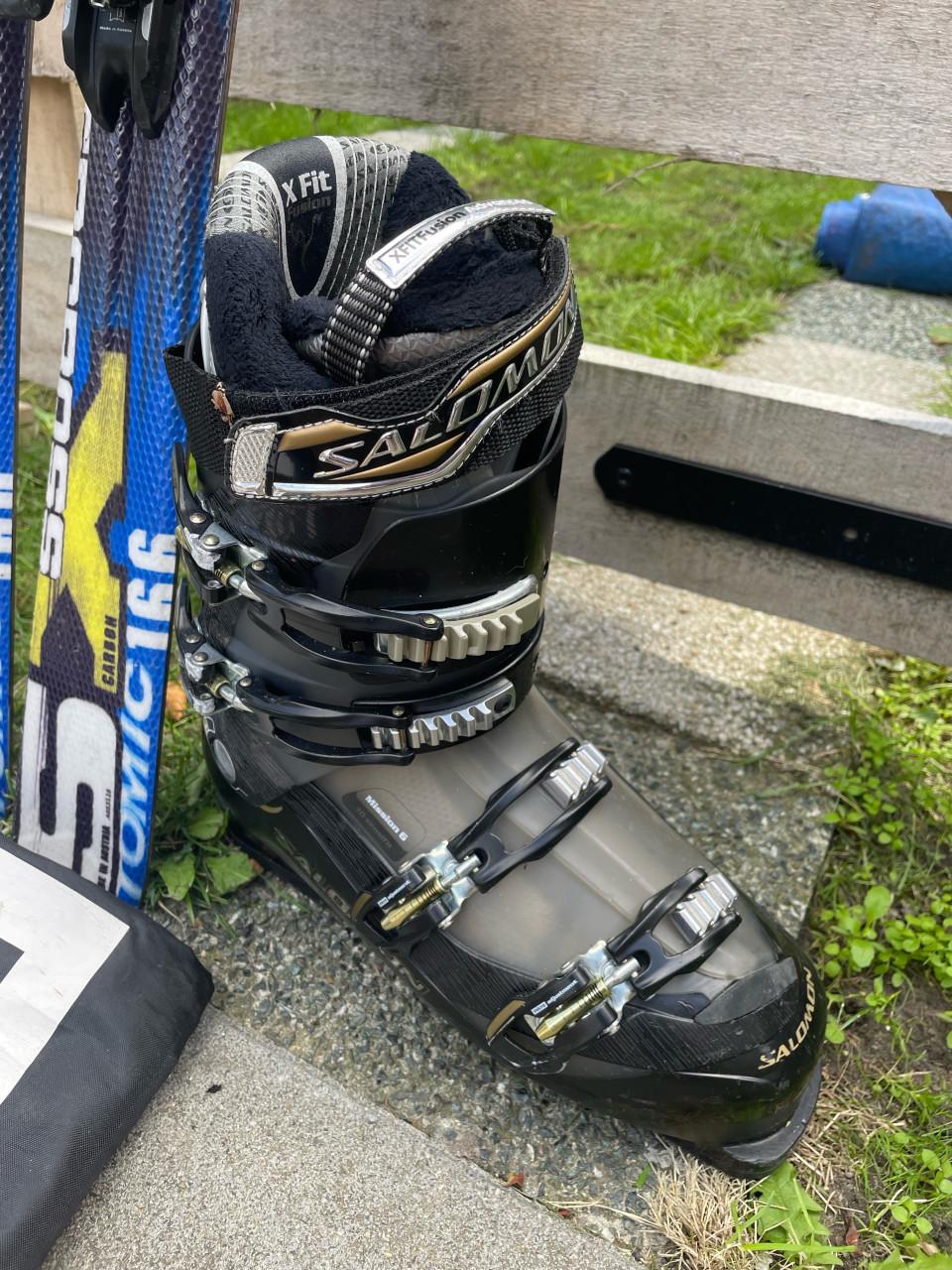 Salomon Mission 6 skischoenen