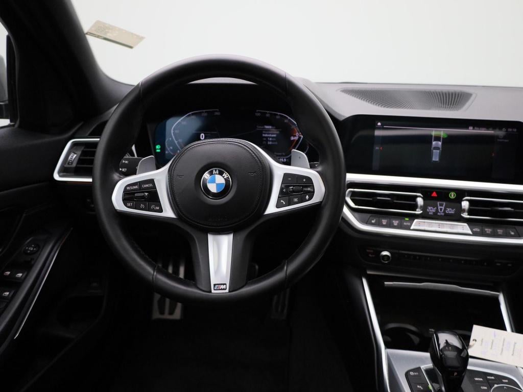 BMW 3-serie touring 318i high executive m-sport | automaat | panoramadak | 