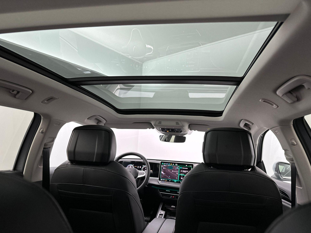 Volkswagen Passat variant elegance business 1.5 ehybrid 150 kw / 204 pk var