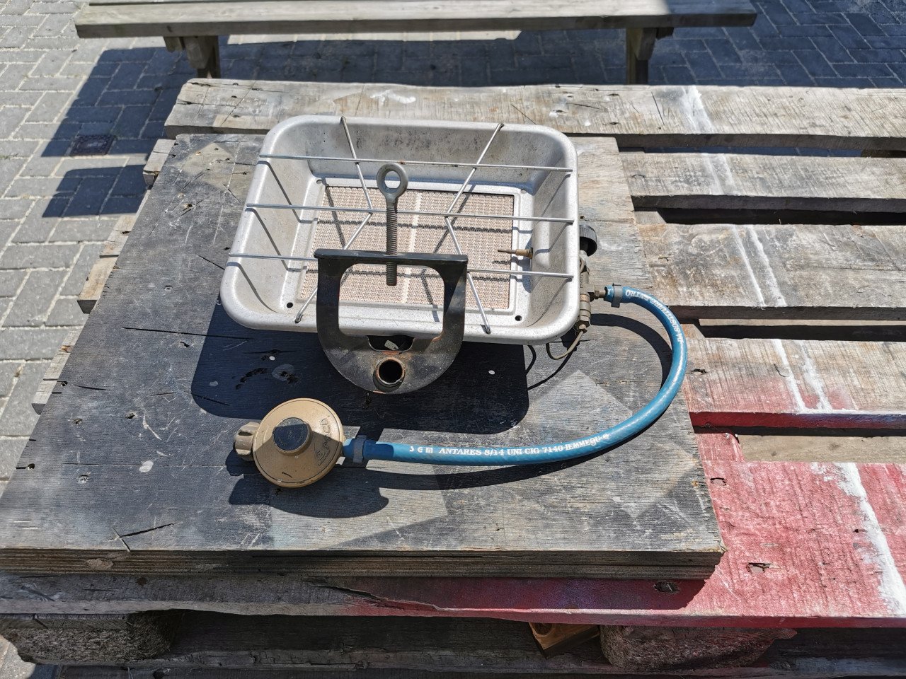 TERRAS VERWARMER OP GAS