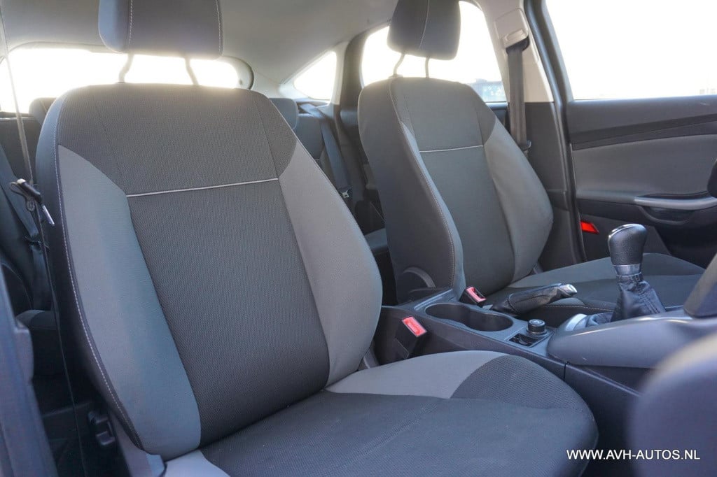Ford Focus 1.6 ti-vct trend