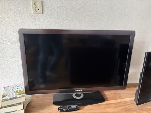 Philips LED TV 37pfl7605h/12