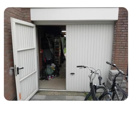 Gezocht iemand die een garage deur kan plaatsen