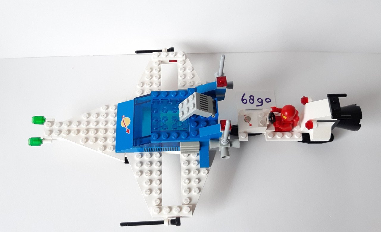 LEGO classic space 6890: Cosmic Cruiser