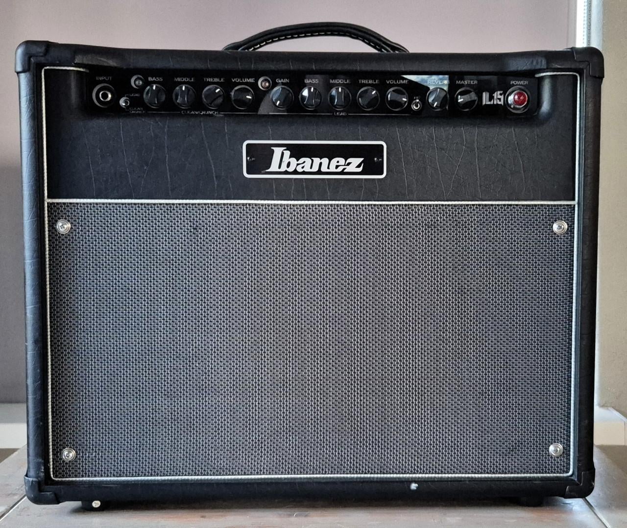 Ibanez Il15 (  buizen amp)