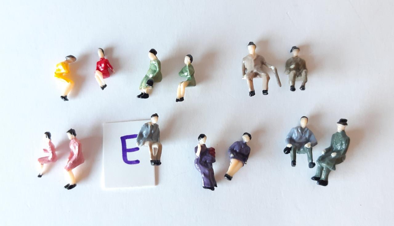 H0 Passagiers / Zittende Figuren / Poppetjes