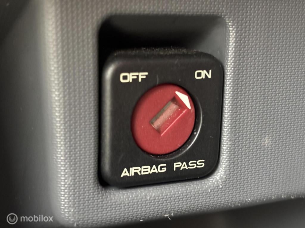 Citroen C1 1.0-12v airco incl. gr beurt en 4 nw banden