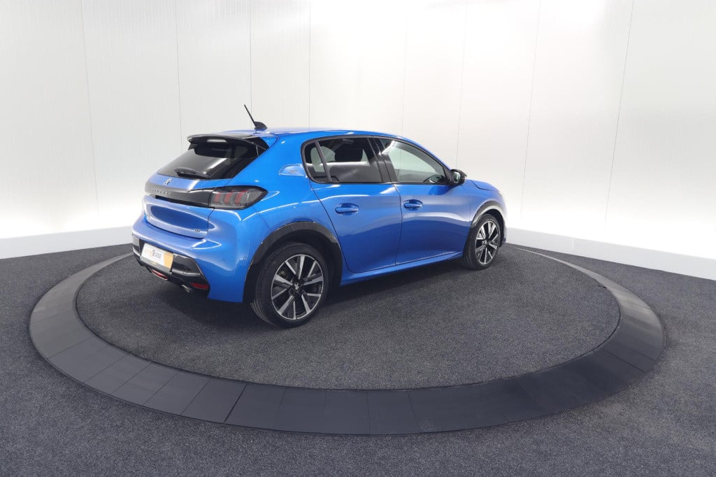Peugeot 208 puretech 100 gt | camera | dodehoekdetectie | apple carplay | s