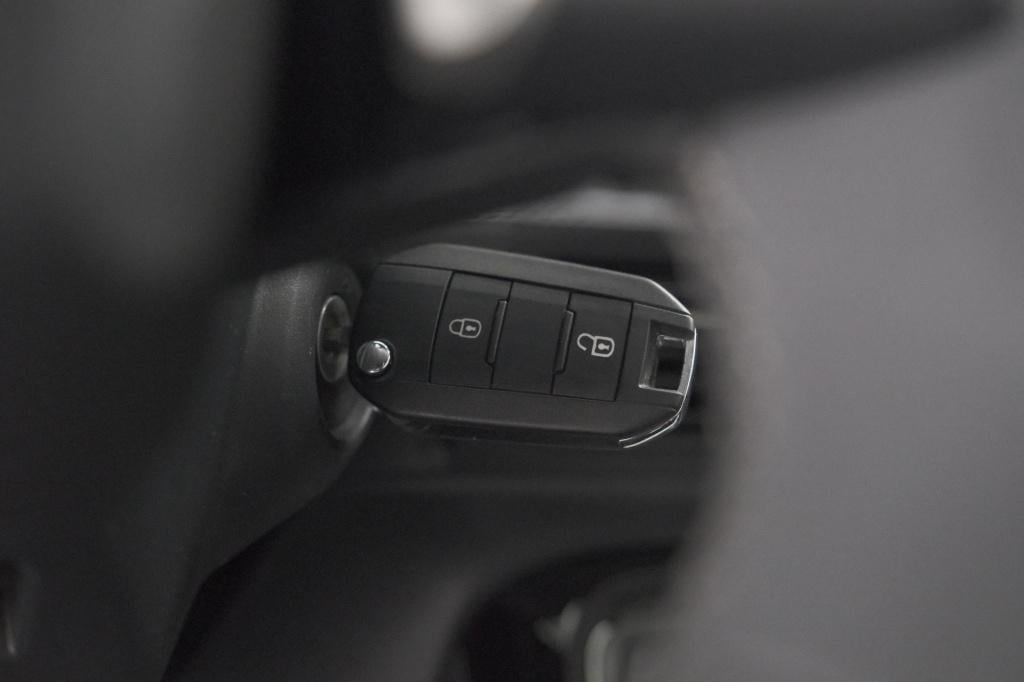 Citroen C3 Aircross 1.2 hybrid 145pk max | camera | dodehoekdetectie | navi
