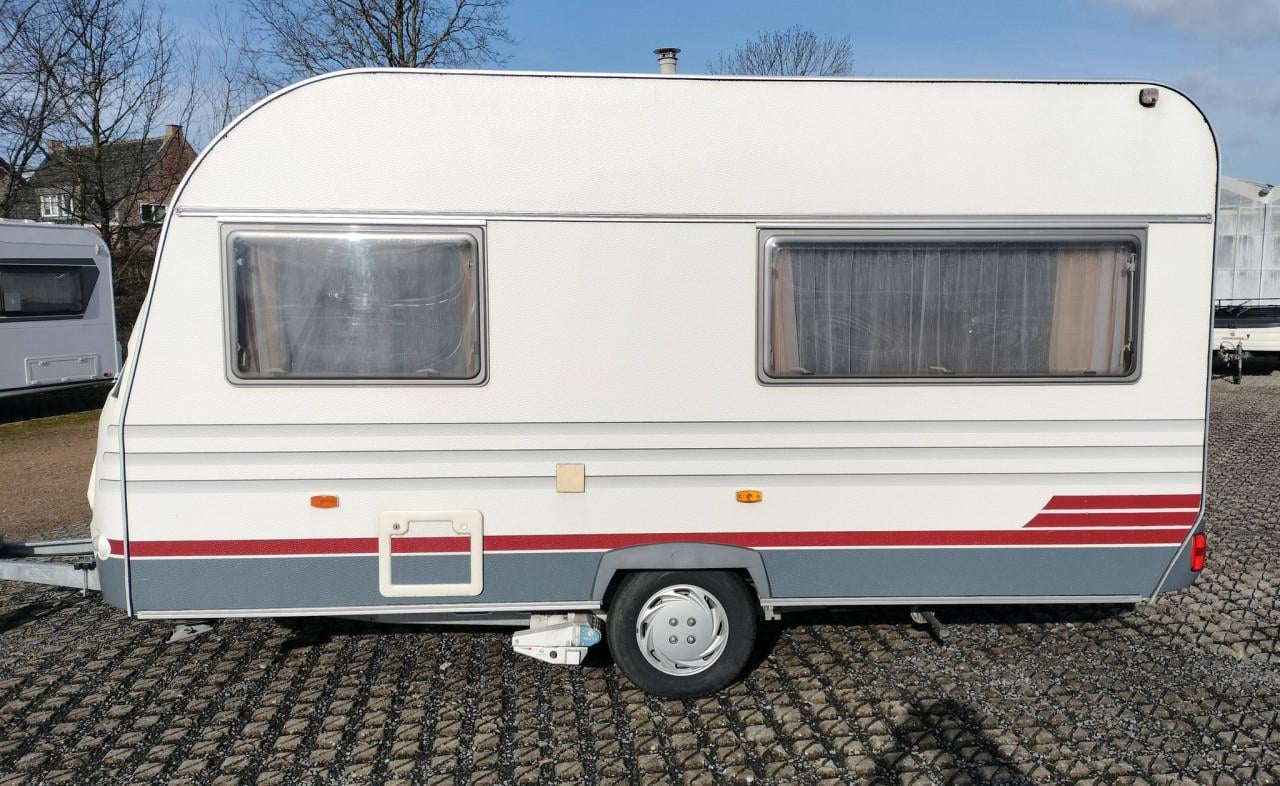 Homecar (TOP!!) met mover en voortent