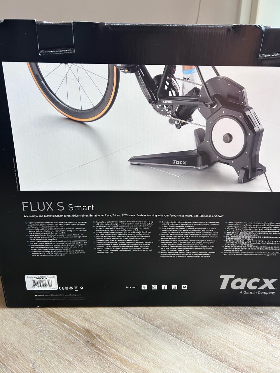Complete indoor fietstraining set – Tacx Flux S + Wahoo KICKR HEADWIND