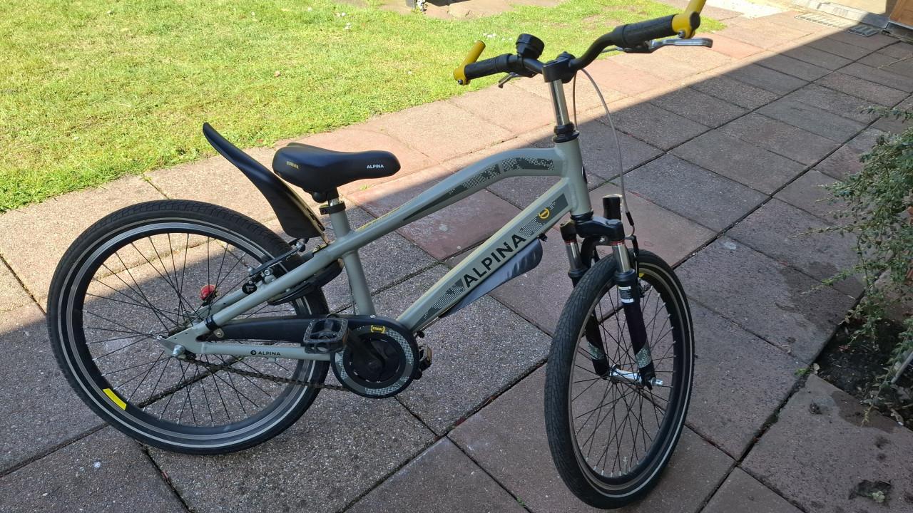 Alpina Trial  22 inch