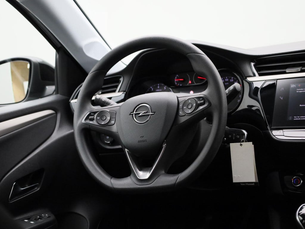 Opel Corsa 1.2 edition | lmv | parkeer sensoren | airco | cruise control | 