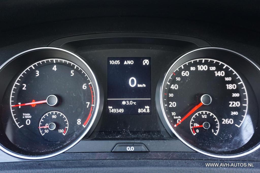 Volkswagen Golf 1.0 tsi trendline