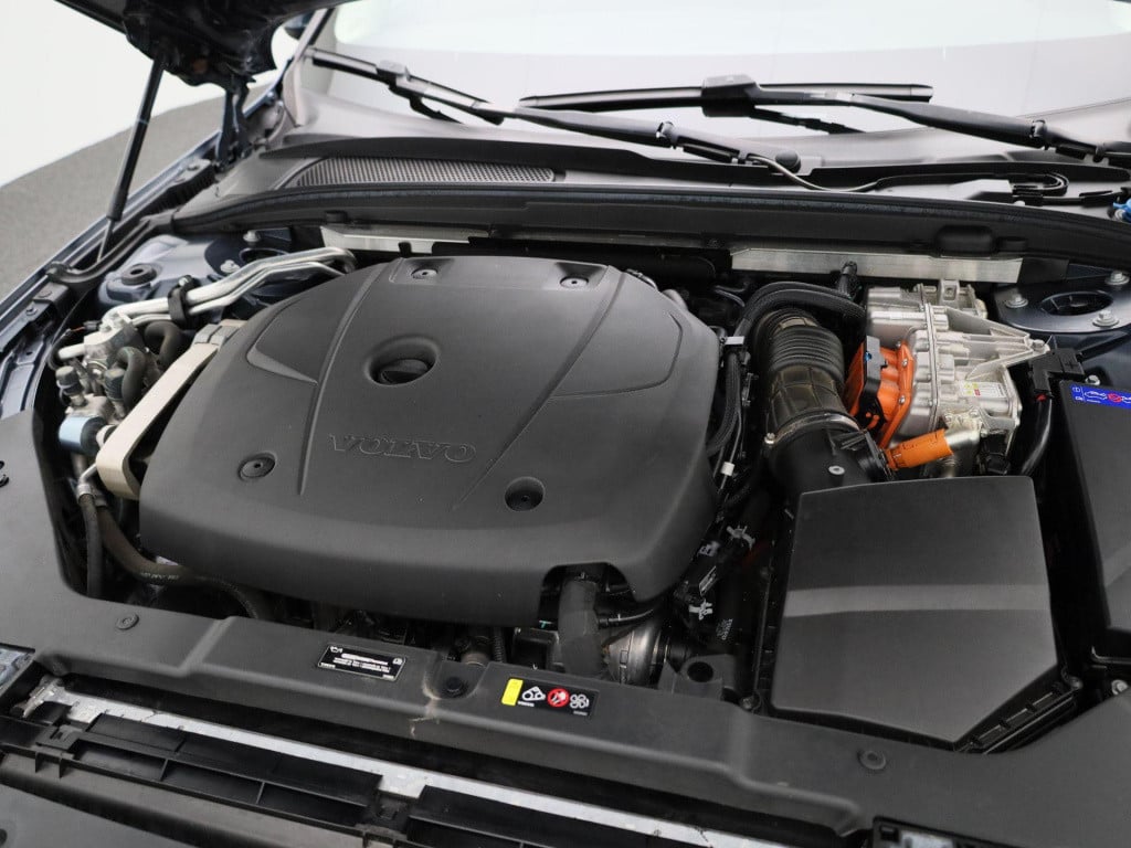 Volvo V60 2.0 t6 recharge awd inscription | automaat | lmv | trekhaak | led