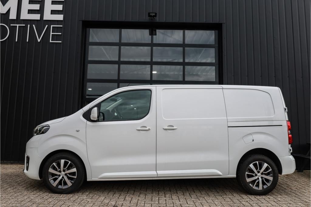 Toyota Proace 2.0d 177pk medium aut. comfort master lm i xenon i 2xschuifde