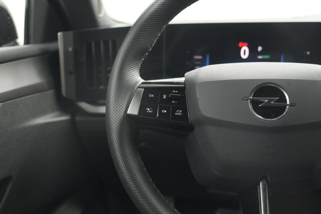 Opel Astra electric 54 kwh gs ultimate | elektrisch panoramdak | 360 camera