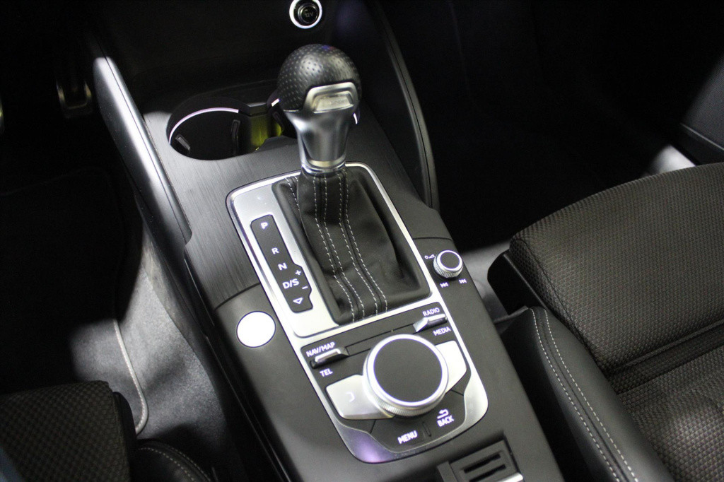 Audi A3 40 e-tron 204pk s tronic advance sport