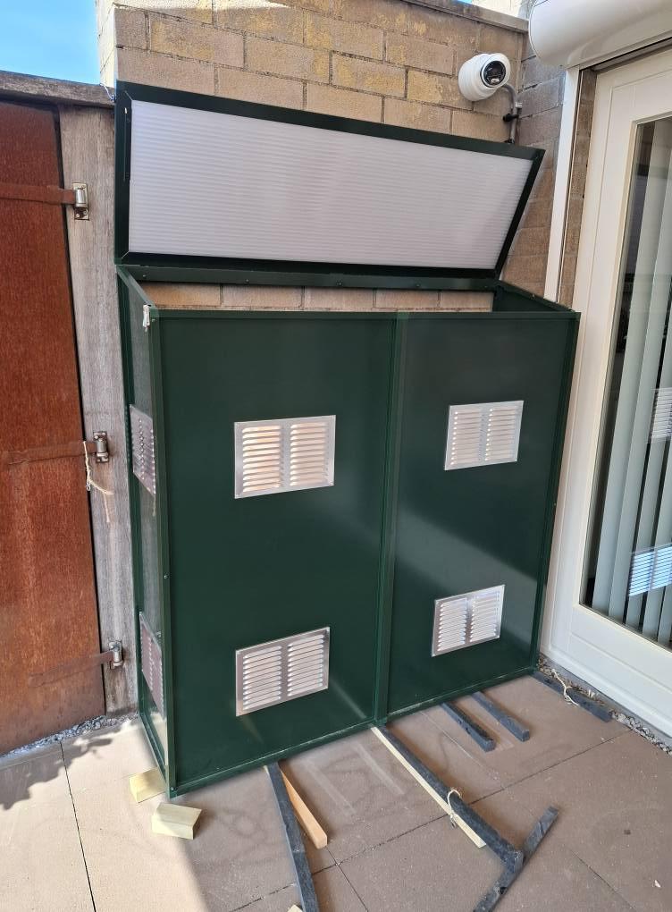 Voliere`s, verblijven,maatwerk......