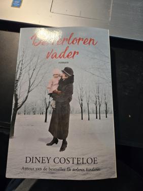 Boek "De verloren vader" geschreven door Diney Costeloe.  2024
