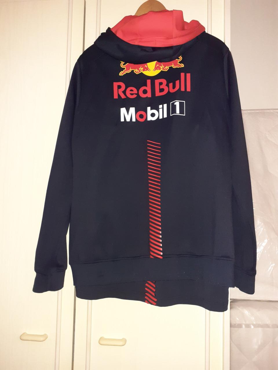 RED BULL  F1  Hoody met rits en capuchon.  ALS NIEUW