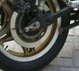 Boomerang en comstar  zwart en blank  wielen honda  1980 /1984  bol dor