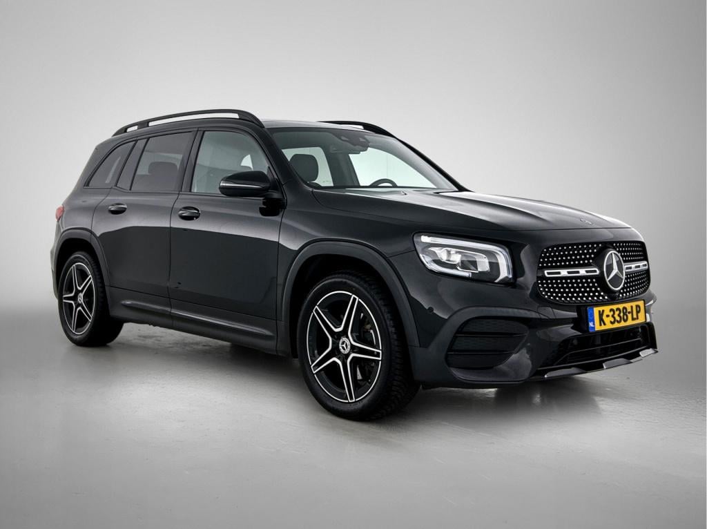 Mercedes-Benz Glb 180 business solution amg | panoramadak | sfeerverlichtin