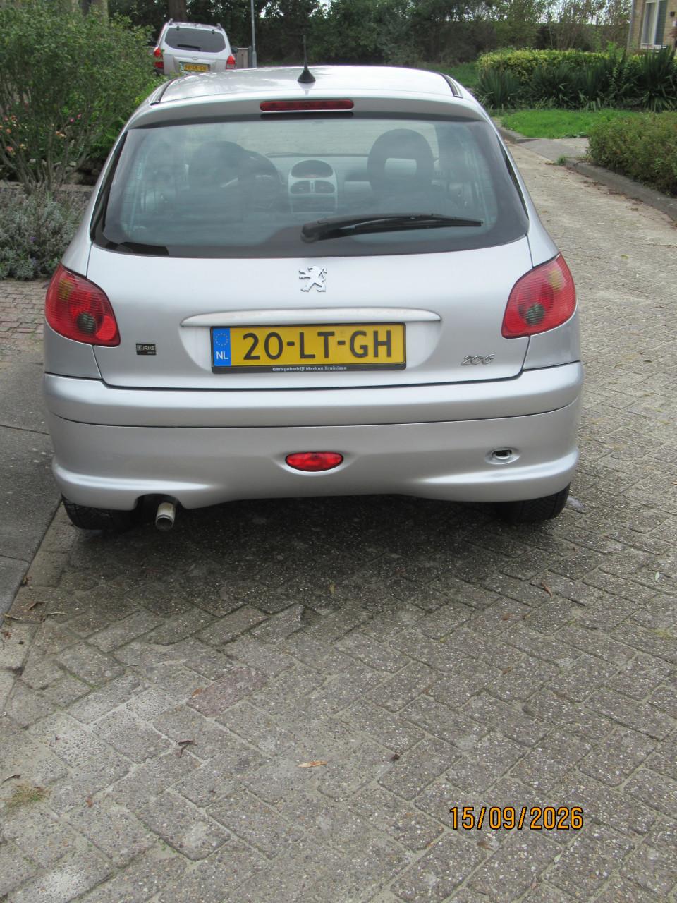 Peugeot 206 1.6 16V Quicksilver