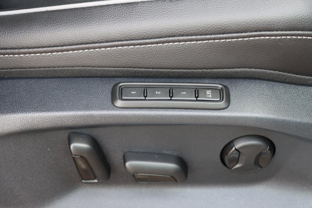 Volkswagen Tiguan 1.4 tsi ehybrid r-line business + 245pk dsg6
