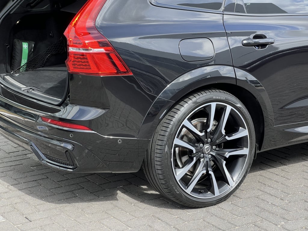 Volvo XC60 t8 455pk recharge ultra dark r-design| full options !
