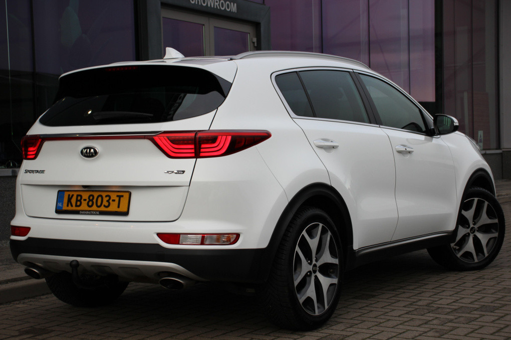 Kia Sportage 1.6 t-gdi gt-line first edition | leder | camera | trekhaak | 