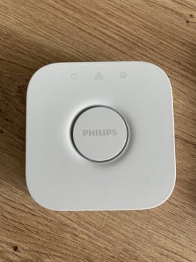 Philips Hue bridge - nieuwste versie 2.1 - nieuw