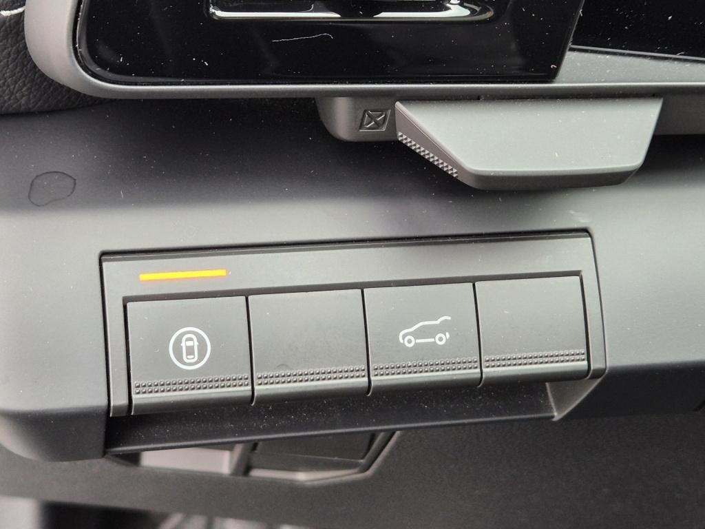 Renault Scenic e-tech ev87 long range iconic solarbay dak, harman kardon au