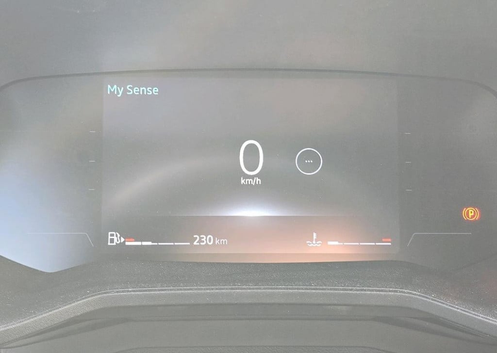 Renault Clio 1.0 tce 90 gpf techno - pack city premium 360° / pack winter
