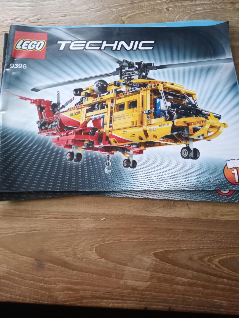 Technische lego helikopter 9396