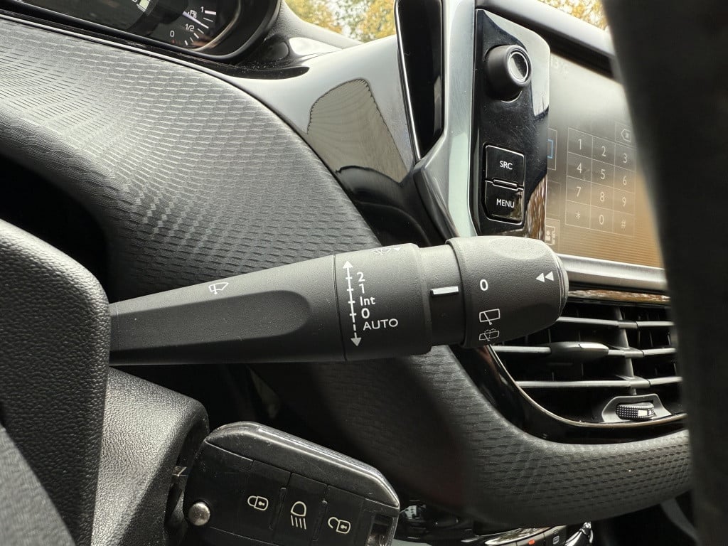 Peugeot 2008 1.2 puretech gt-line