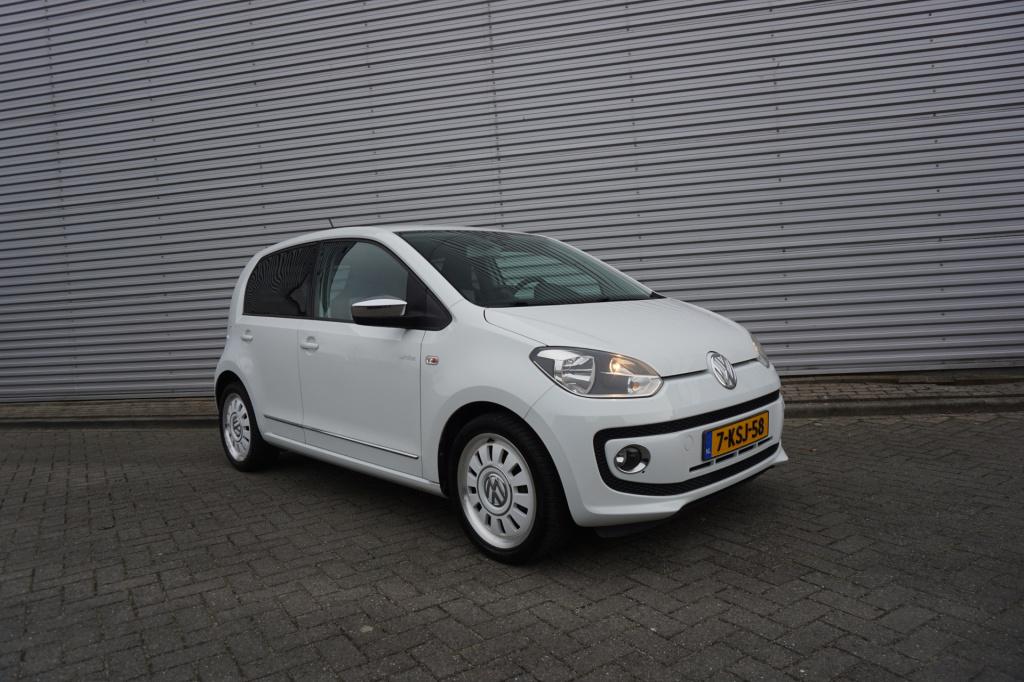 Volkswagen UP! 1.0 high up! bluemotion airco / navi / cruise / elektr. rame