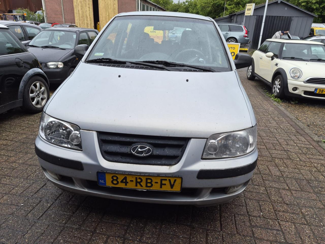 Hyundai Matrix MPV 1.6-16V  Apk 15-5-2027