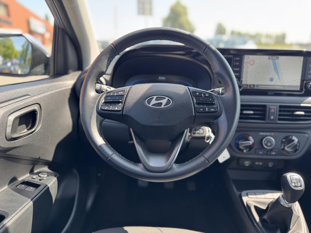 Hyundai I 10 1.0 comfort smart nieuw model! | navigatie | camera | apple ca