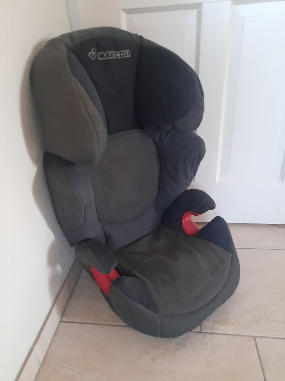 Maxi cosi autostoel 15 / 36 kg (in goede staat )