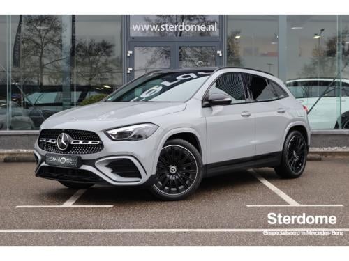 Mercedes-Benz Gla-klasse 180 amg line i 2025 i panorama dak i manufaktur al