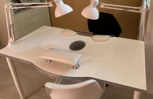 Professionele nageltafel met ingebowde Taifun I Premium afzuigsystem