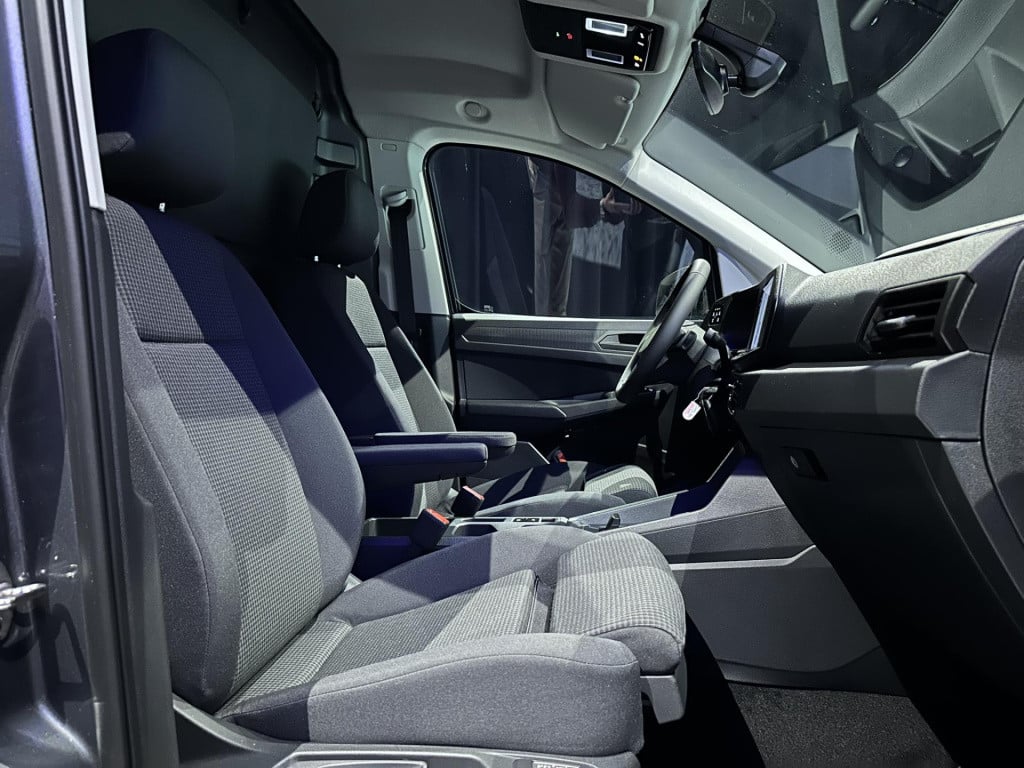 Volkswagen Caddy cargo 2.0 tdi style *led*comfortstoelen*camera*pdc*17inch*