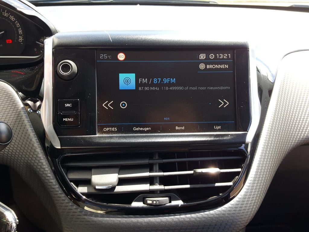 Peugeot 208 1.2 puretech 110pk 5d allure automaat6 navigatie | trekhaak | a
