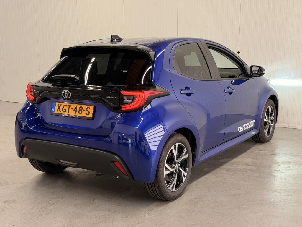 Toyota Yaris 1.5 hybrid 115 dynamic