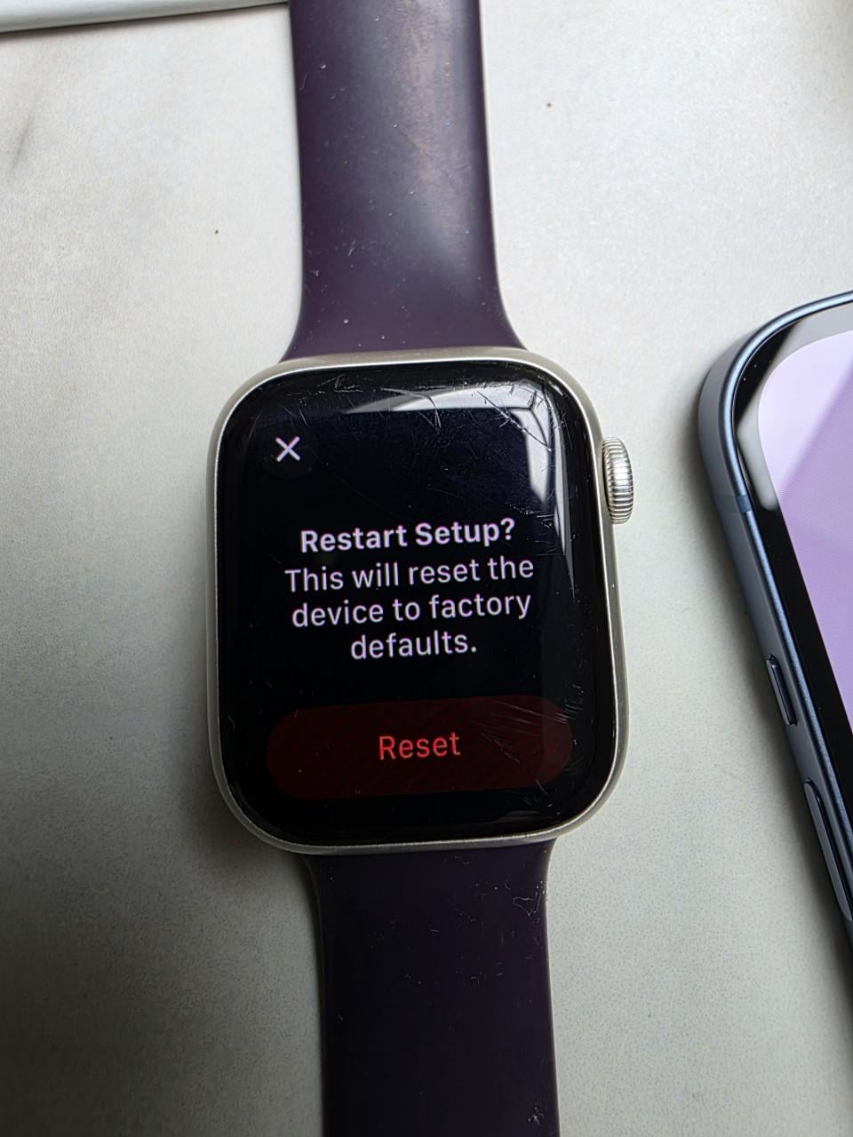 Iphone 14 128gb + Apple Watch 8