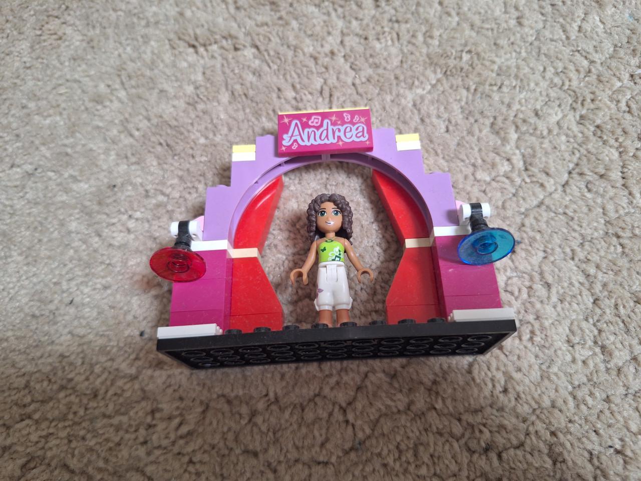 Lego Friends 3932, Andrea's theatershow, Leeftijd 5+